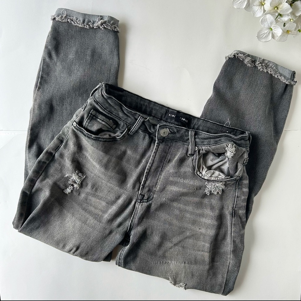 3/$20 Almost Famous Black‎ wash/Gray  Distressed Jeans
